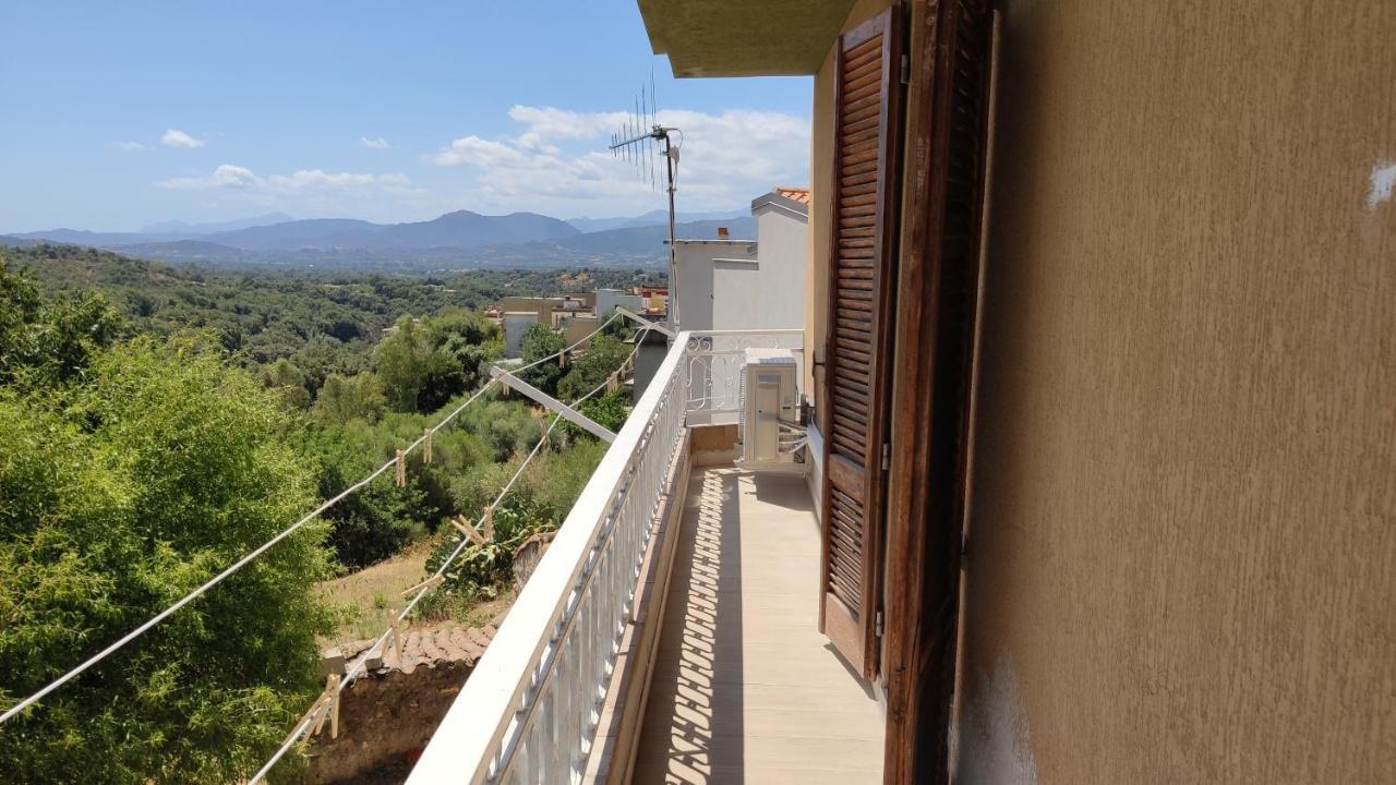 Villa Sa Dommu 'e su coro Triei Exterior foto