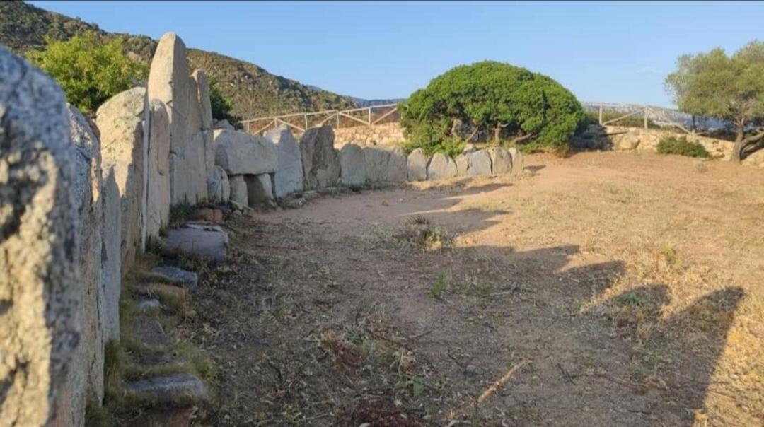 Villa Sa Dommu 'e su coro Triei Exterior foto