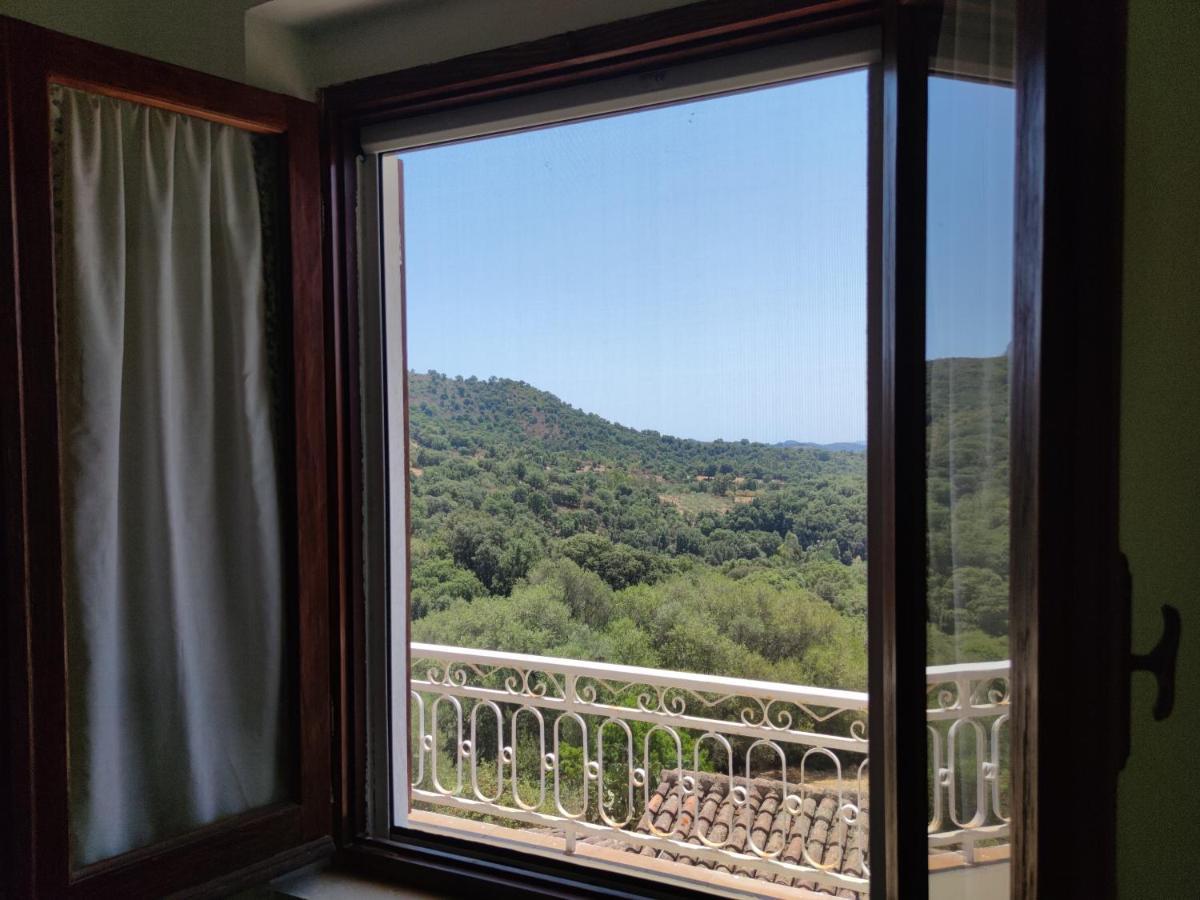 Villa Sa Dommu 'e su coro Triei Exterior foto